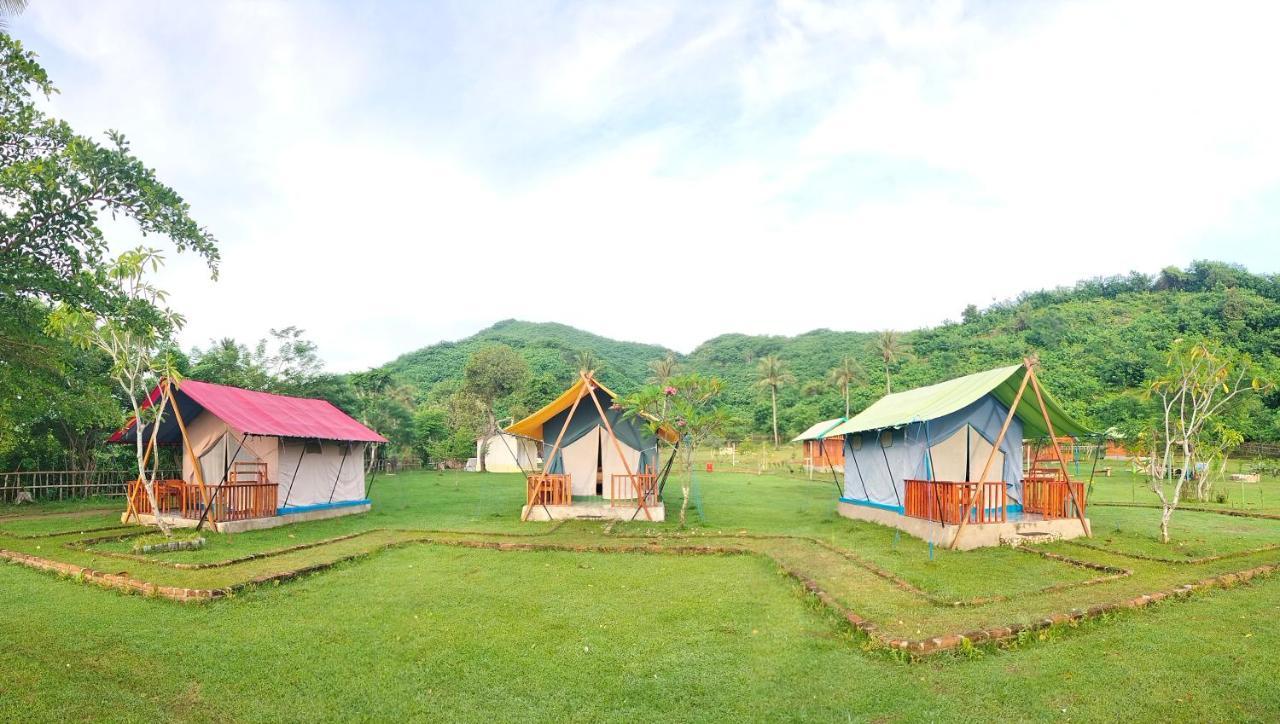 Beach Camp Lombok Sekotong Exterior photo
