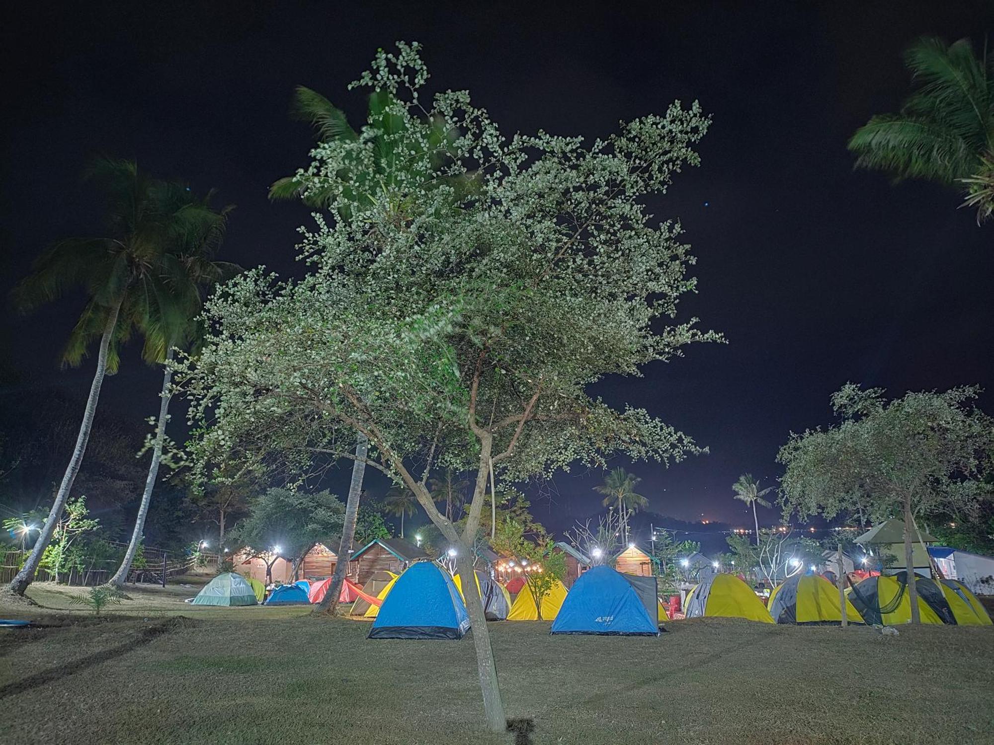 Beach Camp Lombok Sekotong Exterior photo